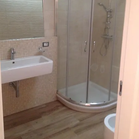 Appartamento Casal Riale 2 *